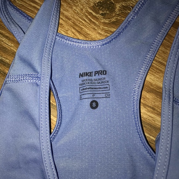 Nike workout tank - Picture 3 of 3